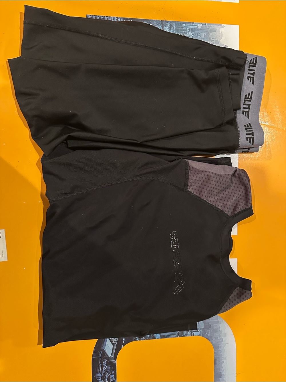 Men's Black Elite Athletic wear top & bottom large